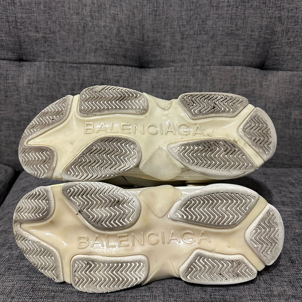 Balenciaga Triple S Size Eu 40 - Picture 9 of 9